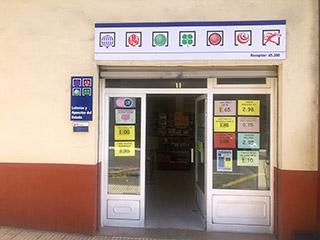 Exterior de Alimentación Yolanda en León