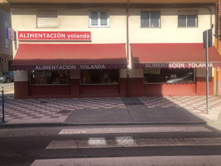 Exterior de Alimentación Yolanda en León